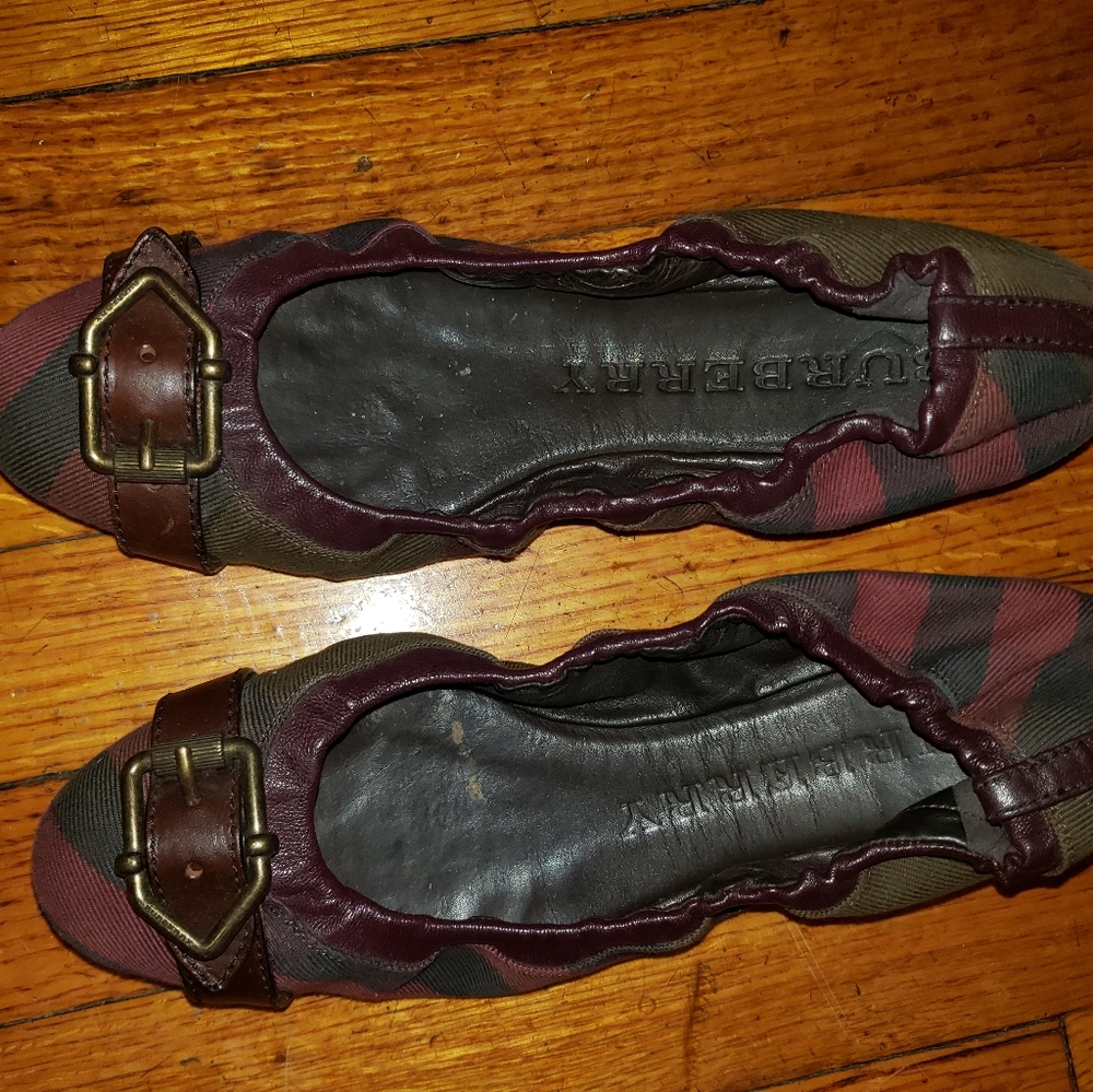 Authentic Burberry Flats